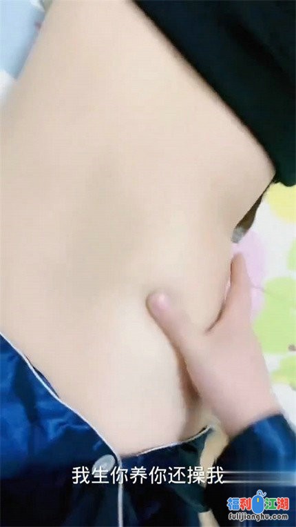 【乱伦史上封神之作❤️我和妈妈】真实乱伦❤️强奸妈妈【534MB】