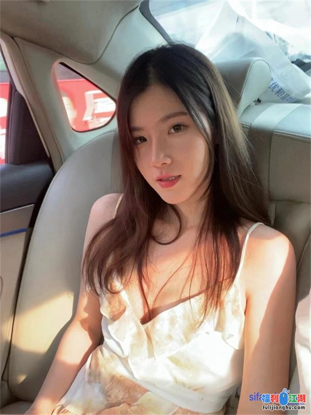 约炮大神GZ与各女朋友淫荡性爱流出 啪啪+口爆+后入+内射 都是女神啊完美露脸[18P21V528m度盘]