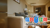 马尾辫极品短裙美女 掏出奶子吸吮爽的喊不行了 洗完澡开操骑乘扭动小腰1V 948MB【百度网盘】