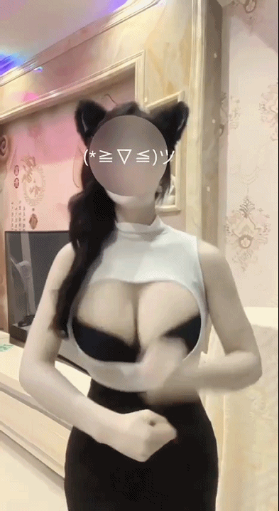 抖音福利 巨乳大奶御姐 霉烦恼 抖巨奶骚舞诱惑 图 02
